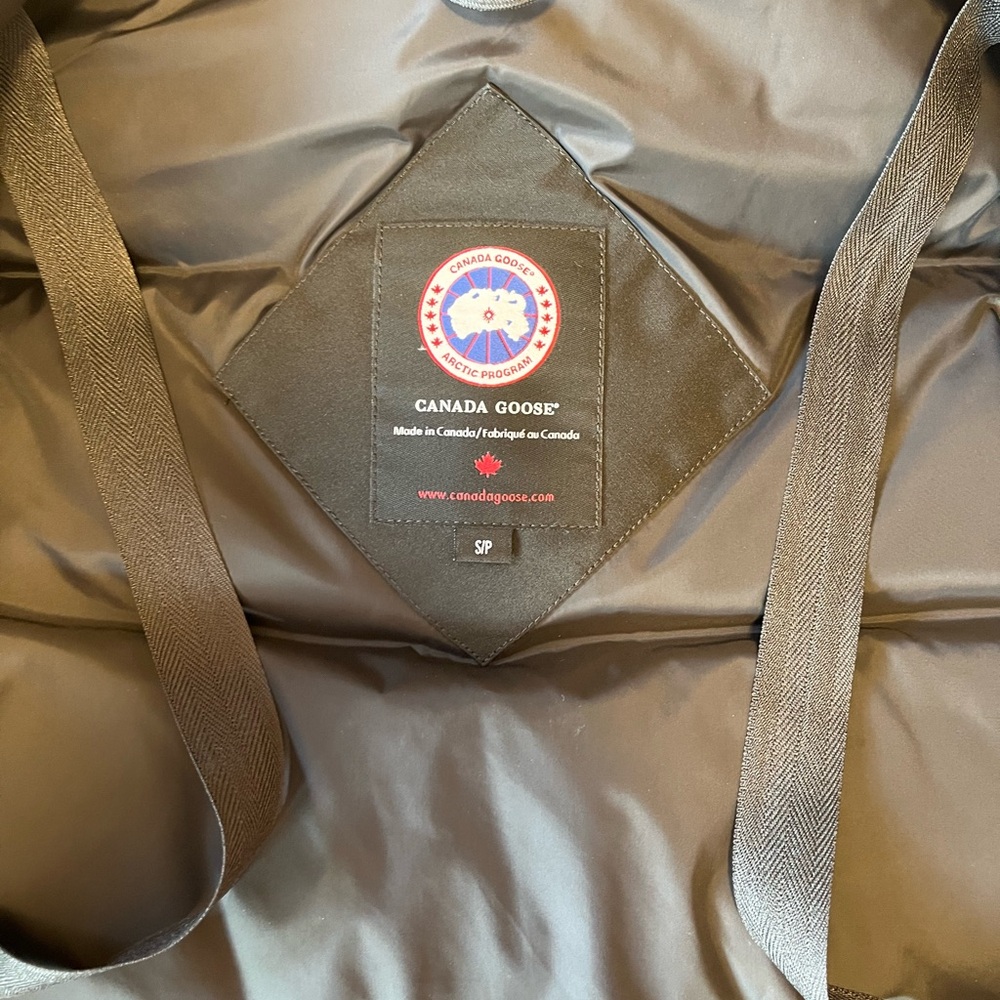 Women's | Canada Goose | 2530L | Montebello Parka Heritage - Picture 4 of 8
